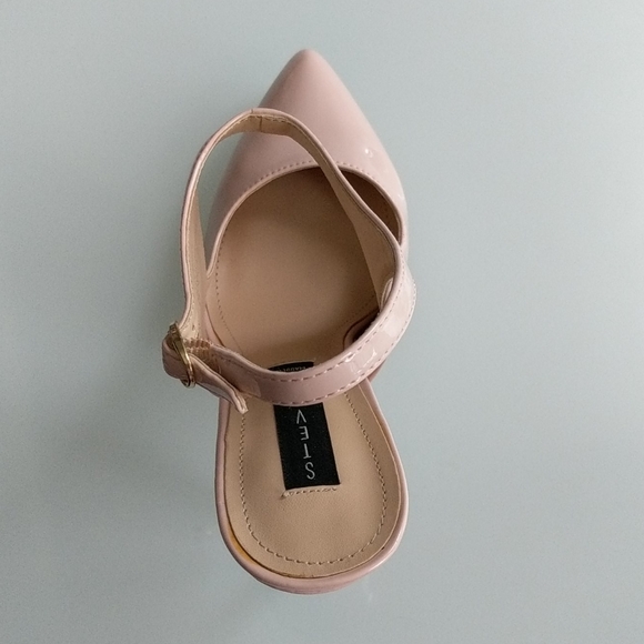 Beautiful ballerina pink patent leather heels - Picture 6 of 6